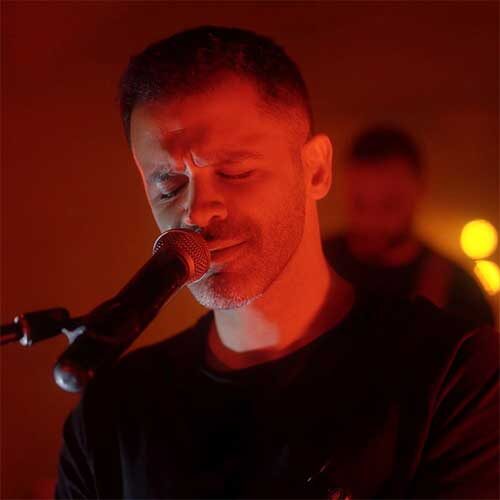 دانلود موزیک ویدیو سیروان خسروی به نام به همین زودی