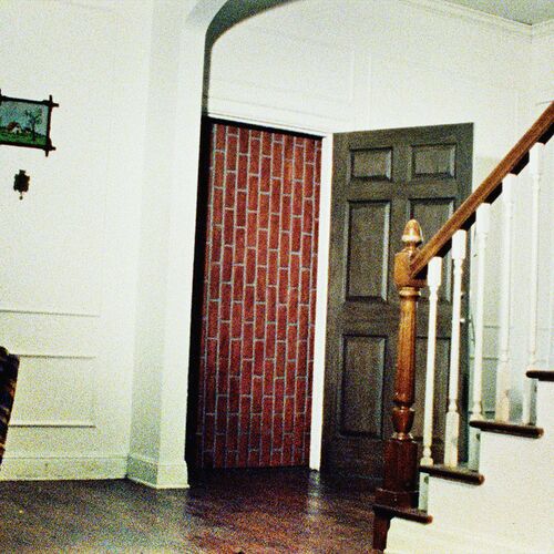 یور اپارتمنت (Your Apartment) - والوز (Wallows)